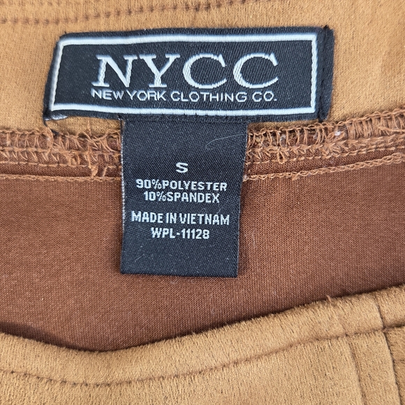 NYCC Faux Suade Tan A-Line Skirt with Button Details - Picture 4 of 4